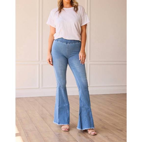NEW SOUTHERN GRACE the jolene high rise flare denim in light wash - Picture 2 of 10